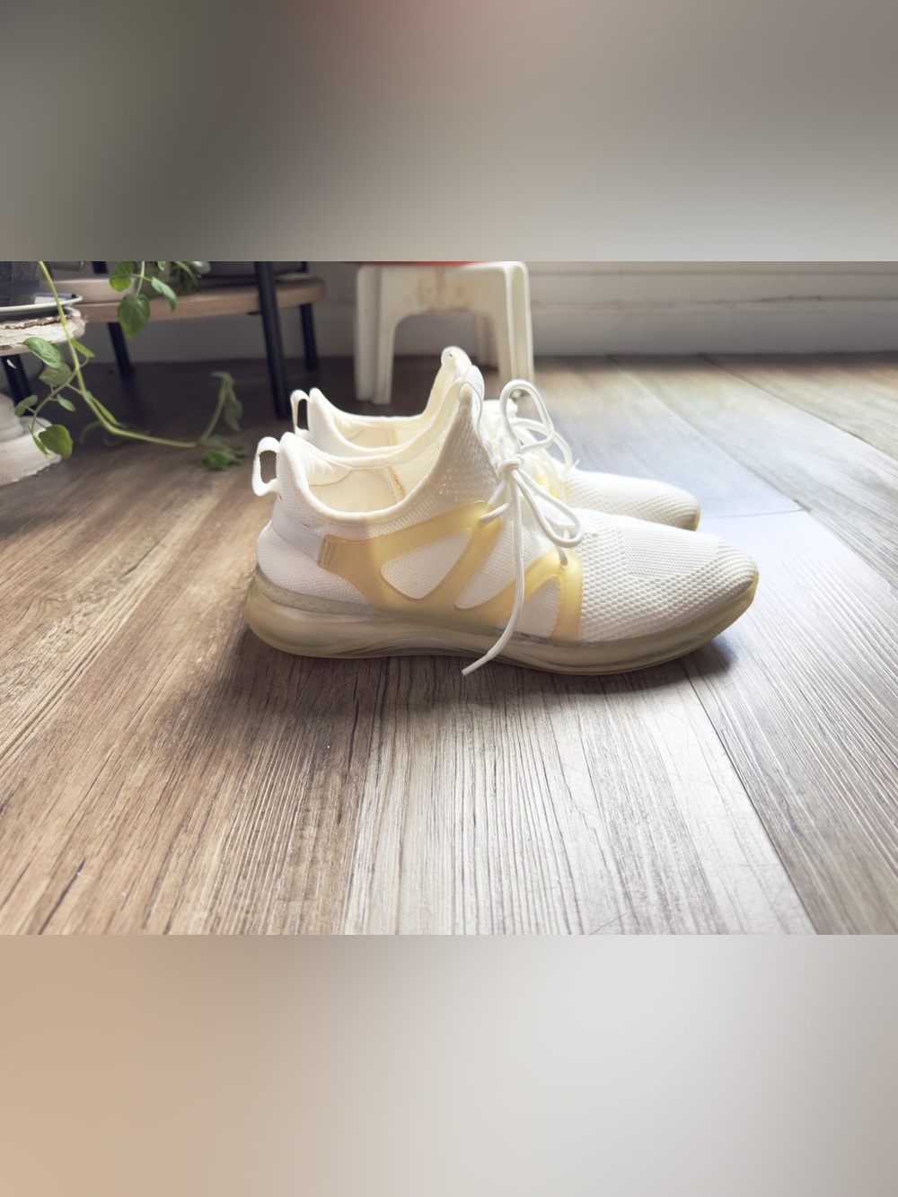 Aldo knitted white sneakers size 8
